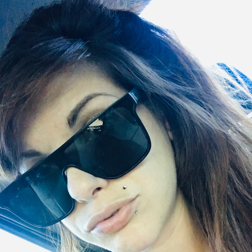 Meet your Posher, Sharece